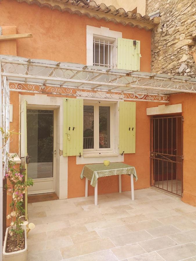 Maison Au Coeur De Fontaine De Vaucluse, Nichee Sur Le Rocher Et Surplombant La Sorgue Bagian luar foto